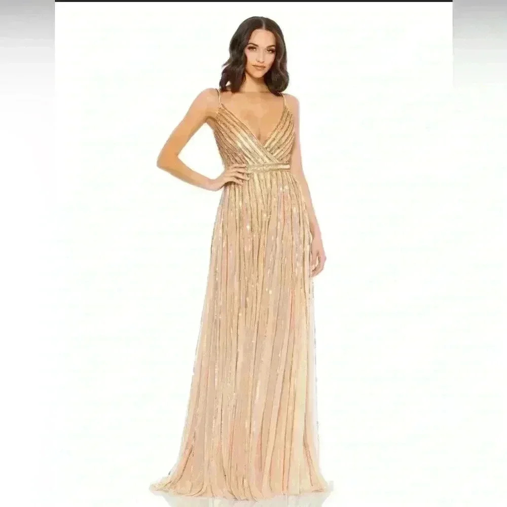 Mac Duggal Gown Size 8 NWT